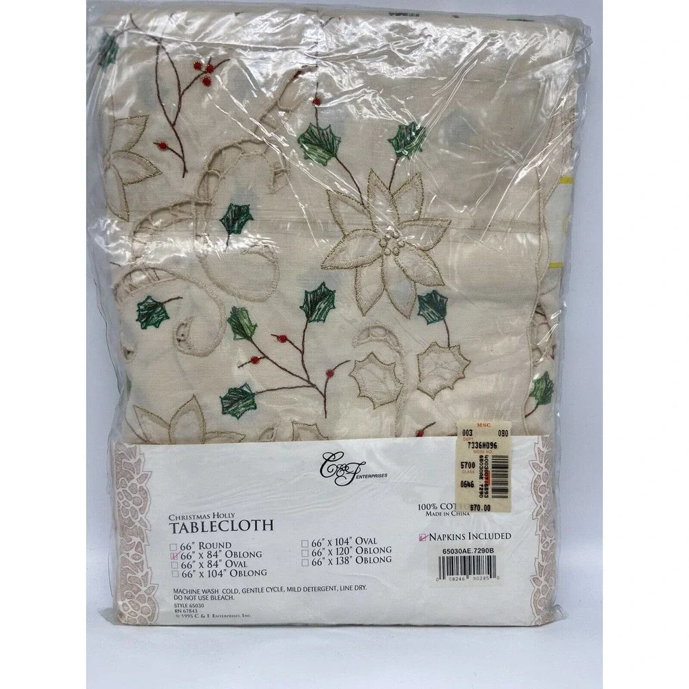 Christmas Holly Tablecloth & Napkins Vintage‎ Embroidered Cutwork Oblong 66